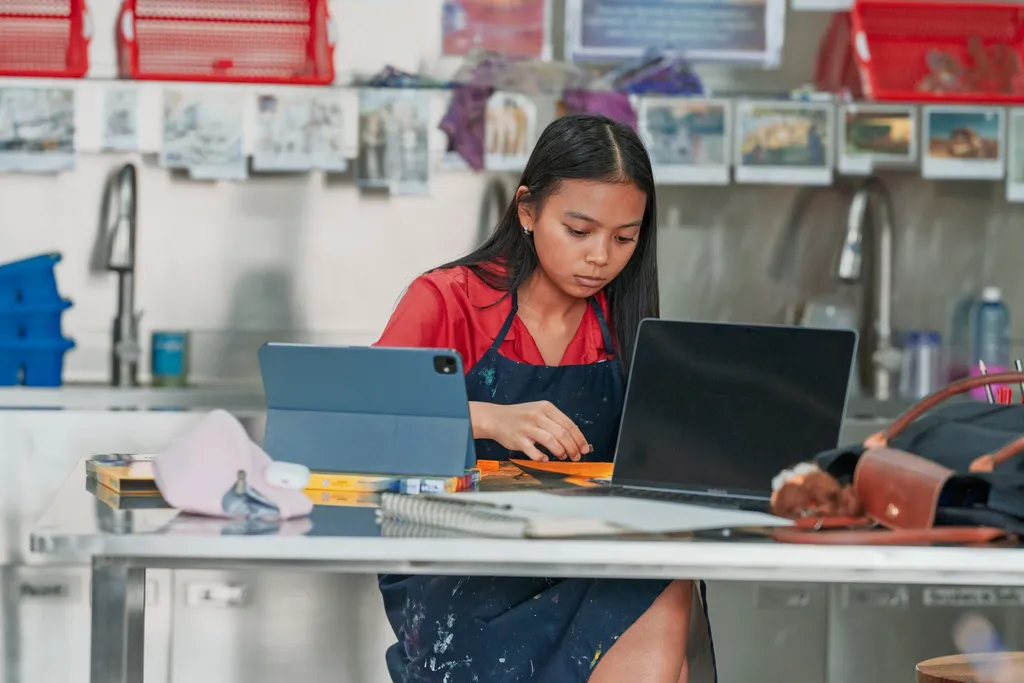 Inquiries Carousel 16